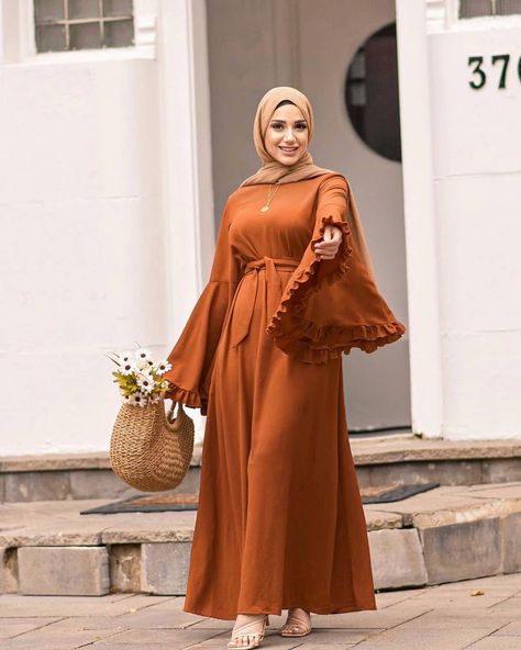 Hijabs, Hijab Outfit, Kimonos, Modern Muslim Fashion, Muslim Fashion Dress Modern, Muslim Fashion Dress, Hijab Dress, Muslim Dress, Muslim Women Clothing