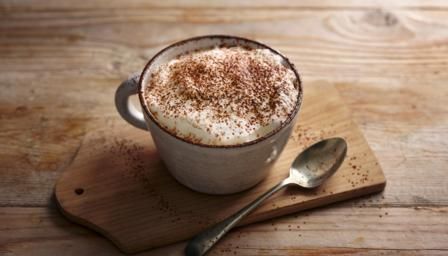 Mocha – chocolate-flavoured coffee – is an indulgent treat mid-morning or after dinner. Coffee, Coffee Recipes, Mocha Coffee Recipe, Mocha Coffee, Coffee Drinks, Coffee Flavor, Mocha Chocolate, Flavoured Coffee, Cocoa Powder