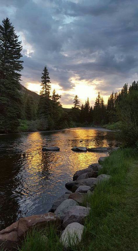 Ahhh...summer A summer sunset on the Conejos River. Photo by TimLorrie Sjoberg‎. The Great Outdoors, Art, Rivers, Ideas, Nature, River Pictures, River Bank, Rivers And Roads, River Photography