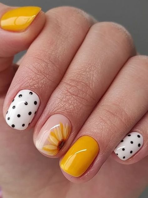 yellow short nails with sunflower and black and white dots Pedicures, Summer, Manicures, Nail Art Designs, Summer Gel Nails, Yellow Nails Design, Sunflower Nail Art, Nail Colors, Cute Spring Nails