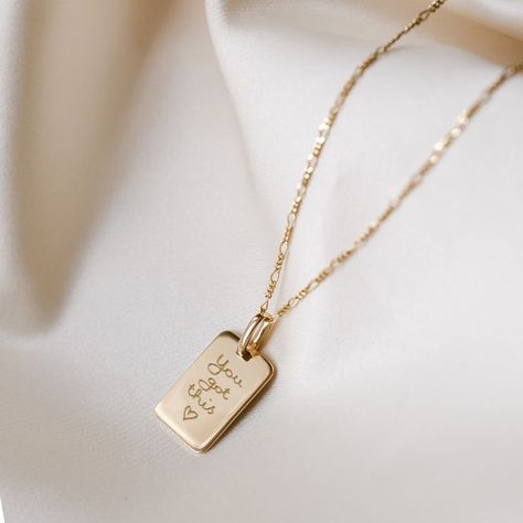The PROUD MOM Quote Necklace is available in 18k gold-plated and sterling silver 925 and can be engraved with 7 different proud mom quotes. Bijoux, Mom Necklace, Necklace Quotes, Hand Engraved Jewelry, Personalized Necklace, Engraved Necklace, Personalized Jewelry, Engraved Pendant, Engraved Bracelet