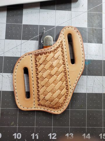 Crafts, Leather Craft, Leather Tooling Patterns, Leather Tooling, Tooled Leather, Leather Knife Sheath Pattern, Tooling Patterns, Diy Leather Working, Leather Working
