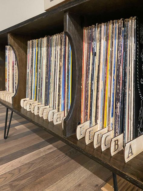 Efficiently organize your vinyl collection with our laser-engraved record LP dividers. Sort by genre or alphabetical order with ease. Keep your music library neat and accessible while adding a touch of personalization. A must-have for any vinyl enthusiast. Inspiration, Organisation, Record Players, Record Album Storage, Vinyl Record Storage, Record Player, Vinyl Records Storage Ideas, Vinyl Record Display, Record Collection Storage