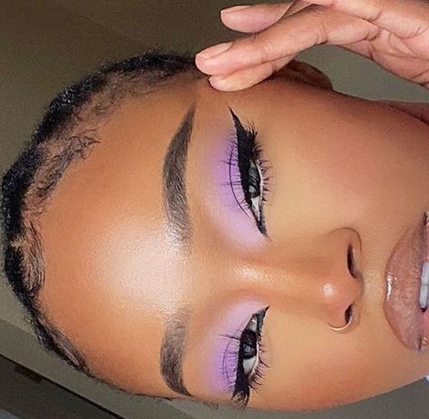 Purple eyeshadow look with winger liner by @uchjn makeup eyeliner purple eyeshadow Eye Make Up, Halloween, Outfits, Eyeshadow Looks, Light Makeup Looks, Purple Eyeshadow Looks, White Eye Makeup, Purple Eyeshadow, Purple Eye Makeup