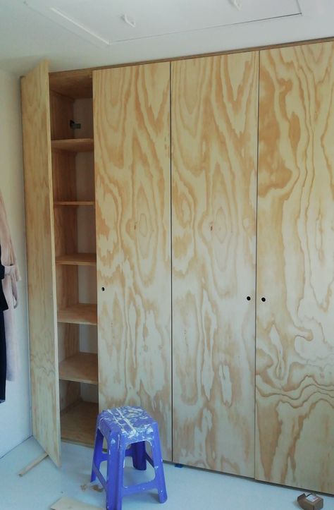 Storage Cabinets, Plywood Projects, Interieur, Inredning, Built In Wardrobe, Build A Closet, Garage Storage Cabinets, Home Remodeling, Diy Garage Storage Cabinets