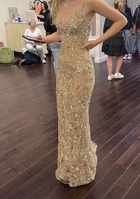 Prom, Haute Couture, Gold Formal Dress Long, Prom Dress Gold, Gold Homecoming Dress, Gold Evening Gowns, Prom Dresses Long Gold, Fitted Prom Dresses, Formal Gold Dress