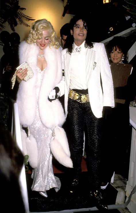 Michael Jackson, Marilyn Monroe, Micheal Jackson, Marylin Monroe, Oscar Red Carpet, Madonna, Oscar Outfits, Oscar, Oscar Dresses