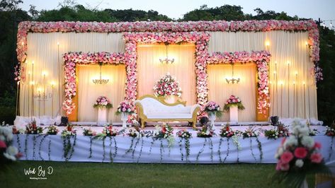 decorsutra on Instagram: “Dreamy Outdoor Reception stage backdrop with glamorous floral arches... Decor by @wedbyd.events Chennai Follow www.decorsutrablog.com for…” Diy, Engagements, Instagram, Wedding Decor, Marriage Hall Decoration, Engagement Decorations Indian, Marriage Decoration, Engagement Stage Decoration, Reception Backdrop