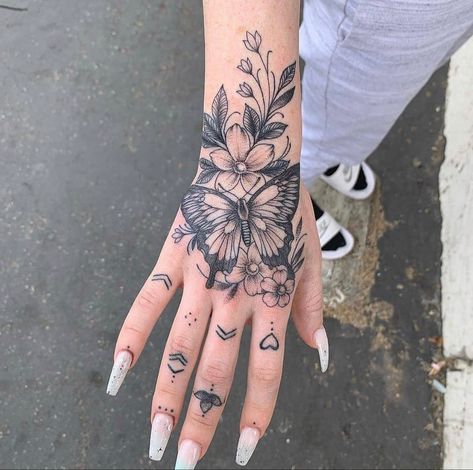 Tattoo, Tattoos, Finger Tattoos, Feminine Tattoos, Tatuajes, Full Hand Tattoos For Women Unique, Tatoo, Body Tattoos, Tattoos For Women