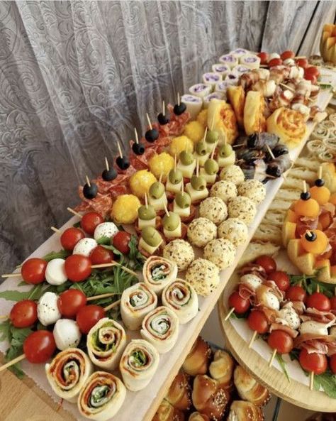 Brunch, Catering Food, Catering, Catering Ideas Food, Buffet Food, Food And Drink, Food Platters, Food Inspiration, Koken