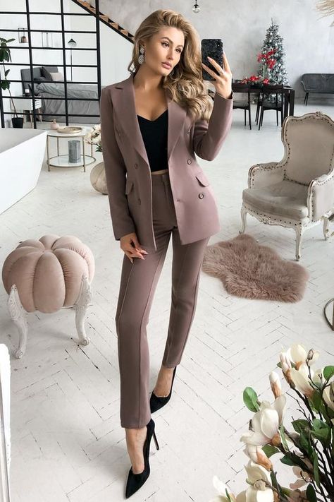 Outfits, Suits, Work Attire, Jeans, Business Casual Outfits, Casual Work Outfits, Business Suits For Women, Business Casual Outfits For Work, Suits For Women