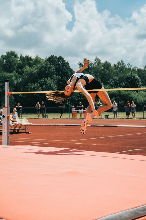 Aspiring young athletes who want to master the art of high jump require more than just raw talent. They need proper coaching, training, and support to excel in this demanding sport. High jump training for youth athletes is crucial to develop their skills, strength, and endurance, enabling them to compete at the highest level. In this article, we'll explore the essential tips and techniques for successful high jump training. The Importance of High Jump TrainingHigh jump is an athletics event wher Sports, Athletics, Fitness, Athlete, Running Track, Young Athletes, Hurdles, Motivational Images, High Jump Track