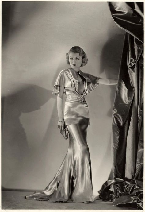 Constance Bennett: The Highest-Paid Actress in Hollywood From the Early 1930s ~ vintage everyday Dorothy Lamour, Joan Leslie, Constance Bennett, Jeanette Macdonald, Lilli Palmer, Marie Prevost, Billie Burke, 1930s Fashion, 1930s