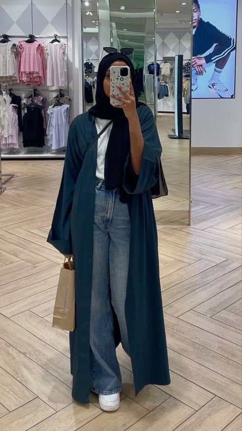 Outfits, Hijab Outfit, Hijab Style Casual, Muslim Modest Outfits, Hijabi Outfits Casual Modest Fashion, Style Hijab Casual Jeans, Hijab Fashion Casual, Casual Hijab Outfit, Casual Hijab