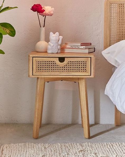 10 Small Bedside Tables For Tiny Bedrooms - Best Nightstands For Small Spaces Bohemian Bedside Table, Bedside Table Decor, Nightstand Design, Small Nightstand, Black Bedside Table, Small Bedside, Small Bedside Table, Прикроватные Тумбочки, Tiny Bedroom