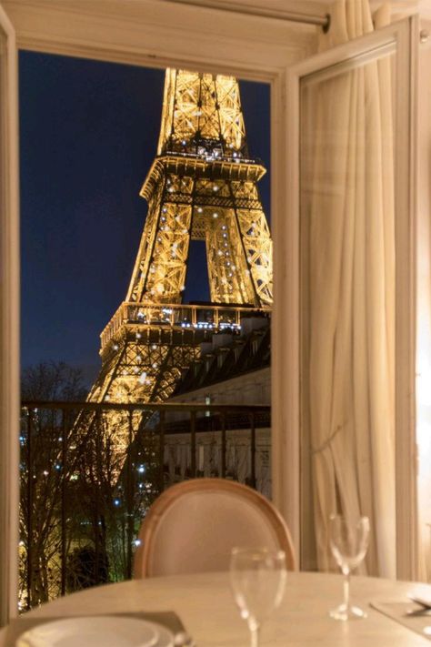 Dubai, Paris, Paris Travel, Paris Aesthetic, Paris Dream, Paris Vibes, Europe Travel, Travel Aesthetic, Eiffel Tower