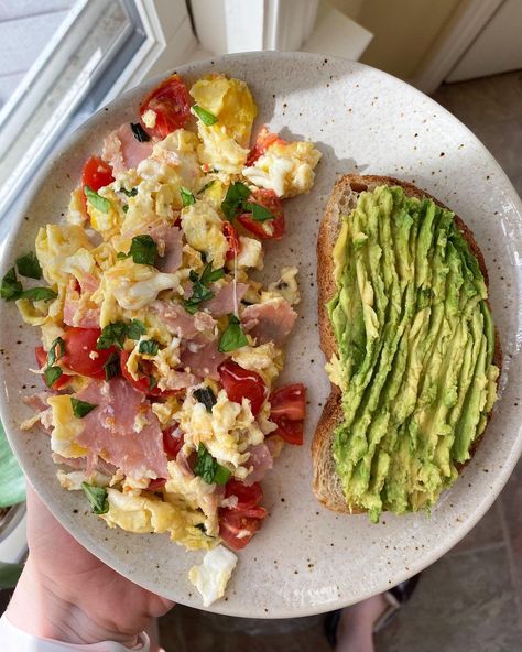 Healthy Lunch Snacks, Healthy Food Dishes, Healthy Food Inspiration, Easy Healthy Meal Prep, Comida Fitness, Healthy Food Motivation, Healthy Lifestyle Food, Lunch Snacks, Morning Food