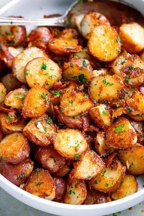 Healthy Recipes, Salmon, Pasta, Paleo, Side Dishes, Slow Cooker, Garlic Roasted Potatoes, Parmesan Roasted Potatoes, Roasted Potatoes
