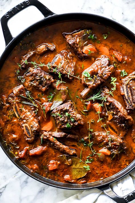 THE BEST Braised Short Ribs | foodiecrush.com Healthy Recipes, Ribs, Short Ribs Slow Cooker, Short Ribs Dutch Oven, Beef Ribs Recipe, Slow Cooker Ribs, Beef Ribs, How To Cook Beef, Beef Dishes