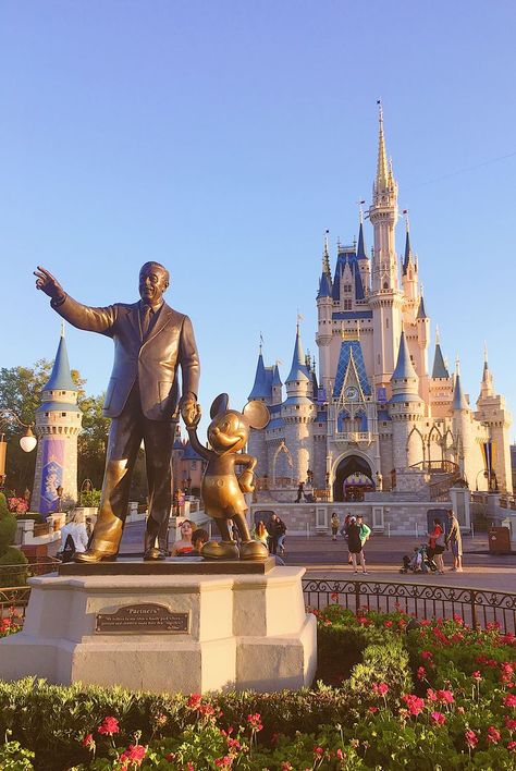 Walt Disney, Disney, Disney Holidays, Disney World Trip, Disneyland Paris, Disney Parks, Disneyland, Disney World Castle, Disney World