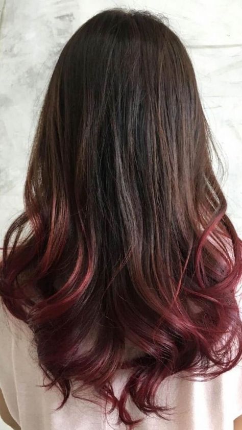 sandy-burgundy-brown-to-black-ombre Hair Colours, Dyed Hair, Balayage, Red Hair, Ombre, Haar, Rambut Dan Kecantikan, Gaya Rambut, Red Hair With Highlights