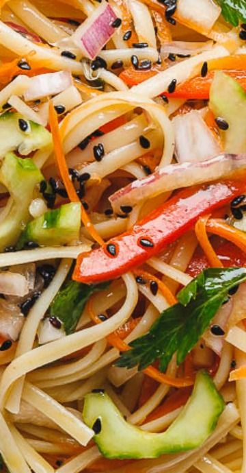 Skinny, Pasta, Spaghetti, Asian Noodle Salad Recipe, Asian Noodle Salad, Asian Noodle Recipes, Asian Pasta Salads, Noodle Salad Recipes, Noodle Salad