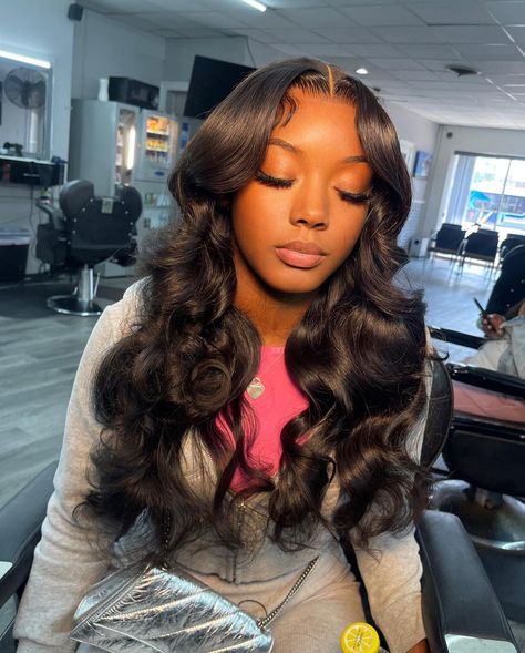 Body Wave Wig, Sew In Hairstyles, Deep Wave Hair, Body Wave Hair, Curls For The Girls, Bombshell Curls, Middle Part Hairstyles, Wig Hairstyles, Middle Part Curls