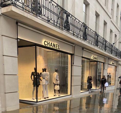 Chanel, London, Chanel Store, Chanel Brand, Chanel Boutique, Luxury Brands Fashion, London Brands, Luxury Shop, Luxury Store