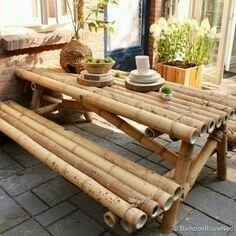Bamboo Furniture Diy, Tuin, Bamboo Furniture, Bamboo Furniture Design, Bamboo Decor, Bamboo Diy, Bamboo Poles, Home Decor Furniture, Bamboo Crafts