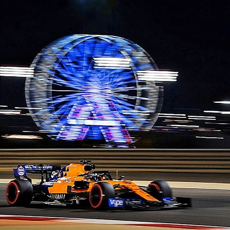2019 Bahrain GP - Carlos Sainz powering his McLaren F1 car past the ferris wheel at practice under the floodlights for the day into night race. #F1 #Formula1 #BahrainGP #McLarenMCL34 #CarlosSainz Collage, Formula 1, F1 Racing, Formula 1 Car, Formula 1 Car Racing, Mclaren Formula 1, Mclaren F1, Mclaren Cars, Formula One