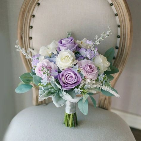 Lavender Wedding Flowers, Lavender Wedding Bouquet, Lavender Wedding, Lavender Wedding Theme, Lavender Bridal Bouquet, Lavender Rose Bouquet, Lavender Bouquet, Lilac Wedding Flowers, Lilac Wedding Bouquet