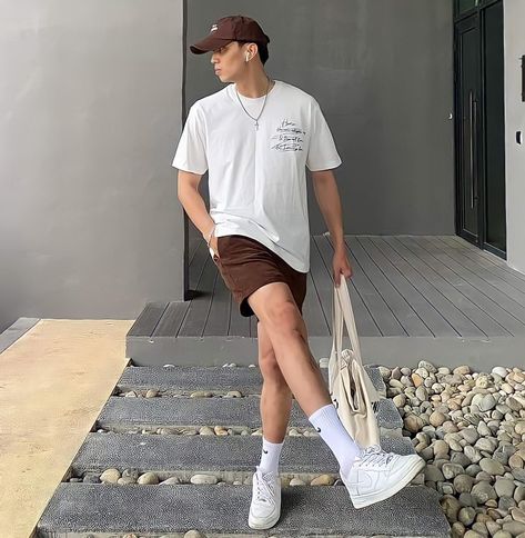 Streetwear Men Outfits, Korean Men Style, Guy Outfits Casual Street Styles, Guys Clothing Styles, Mens Streetwear, Korean Men Fashion Summer, Cool Outfits For Men, Guy Aesthetic Outfits, Street Style Outfits Men