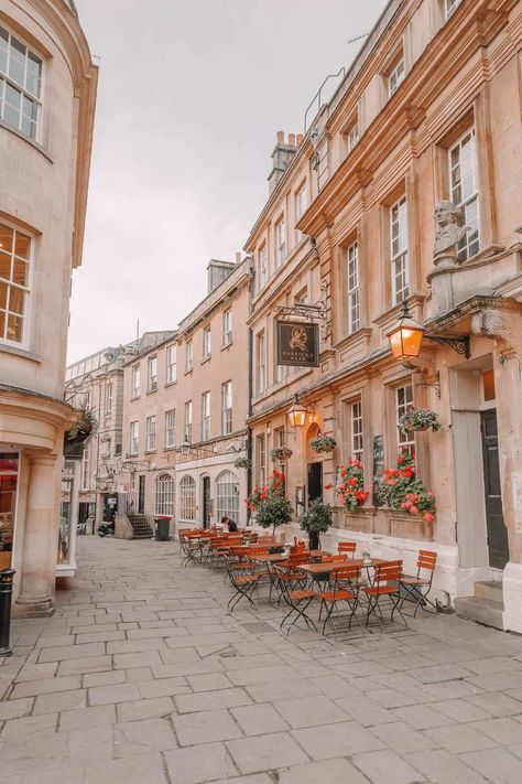 11 Old And Historic Towns To Visit In England Paris, Destinations, London, Wanderlust, London Aesthetic, City Aesthetic, Places To Go, Travel Aesthetic, Paris Aesthetic