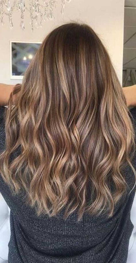 49 Beautiful Light Brown Hair Color To Try For A New Look Gorgeous Balayage Hair Color Ideas - brown Balayage Highlights,Beachy balayage hair color #balayage #blondebalayage #hairpainting #hairpainters #bronde #brondebalayage #highlights #ombrehair Brunette Hair, Balayage, Brown Hair Colors, Hair Color Balayage, Brown Blonde Hair, Brown Hair Balayage, Light Hair, Balayage Hair, Brunette Hair With Highlights