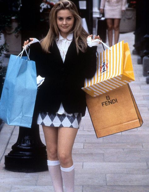 Clueless (1995) and Ferris Bueller's Day Off (1986)- TownandCountrymag.com Outfits, Films, Fashion, Rich Girl Aesthetic, Rich Girl Lifestyle, Rich Girl, Streetwear, Gossip Girl, Rich Lifestyle