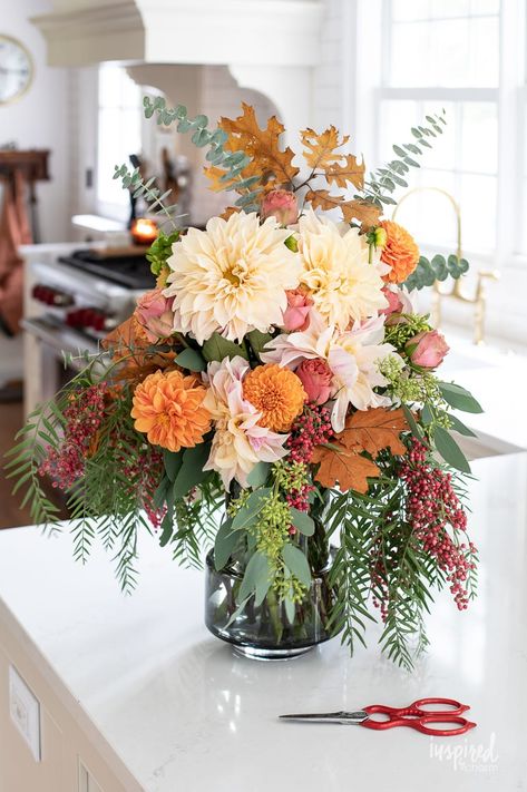 Floral, Gardening, Decoration, Fall Floral Arrangements, Fall Flower Arrangements, Fall Flower Centerpieces, Fall Floral, Fall Flowers, Fall Floral Centerpieces