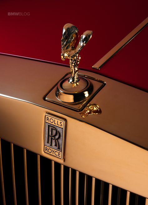 TWO GOLD INFUSED PHANTOMS JOIN ROLLS-ROYCE COLLECTION DESTINED FOR THE 13 HOTEL, MACAU Porsche, Luxury, Classy Cars, Cool Cars, Autos, Android Wallpaper Vintage, Automobile, Auto, Bmw