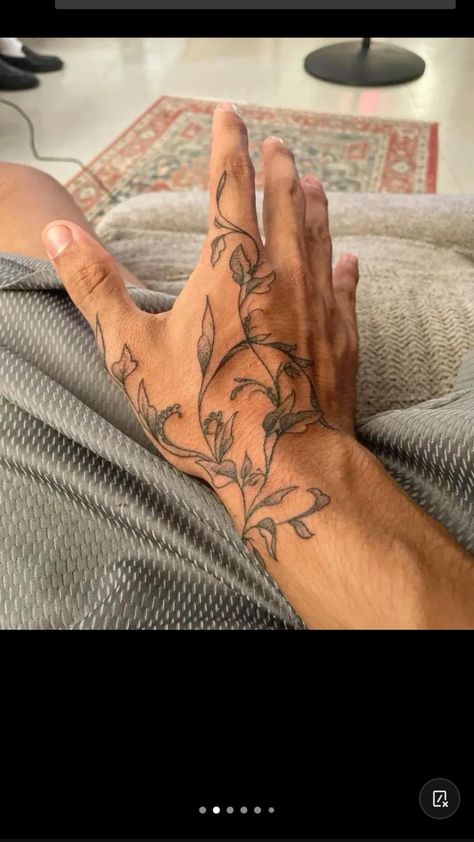 Hand Tattoos, Tattoo, Finger Tattoos, Tattoos, Leg Tattoos, Arm Tattoos, Henna, Tatto, Arm Tattoo
