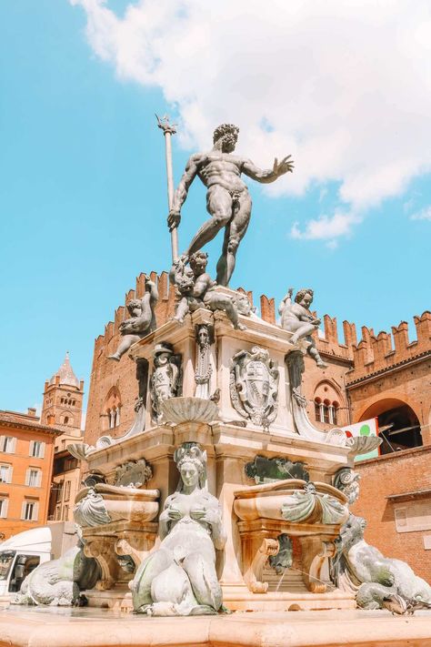 12 Best Things To Do In Bologna, Italy - Hand Luggage Only - Travel, Food & Photography Blog Italy Travel, Trips, Bologna, Tuscany, Pisa, Bologna Italy, Best Places In Italy, Places In Italy, Eurotrip