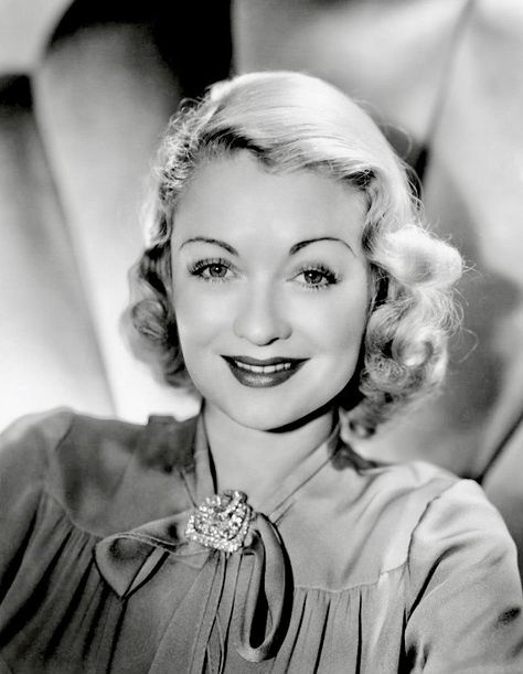 Constance Bennett New York City, Hollywood Star, Classic, Classic Hollywood, Films, New Jersey, Actors & Actresses, Celebrities, Constance Bennett