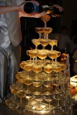 Champagne Tower Gatsby, Champagne Tower, Gatsby Wedding, Great Gatsby Prom Theme, Gatsby Party Decorations, Gatsby Party, Gatsby Prom, Great Gatsby Party Decorations, Gatsby Gala