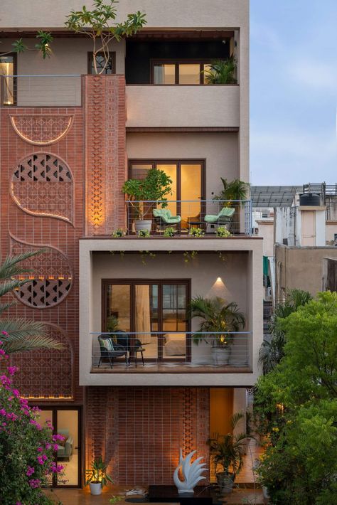 Brick Nest House in Vadodara, India by M|Houses House Design, Home Décor, Design, Bari, Residential Architecture, Inspiration, Architecture, House Elevation, Residential Building Design
