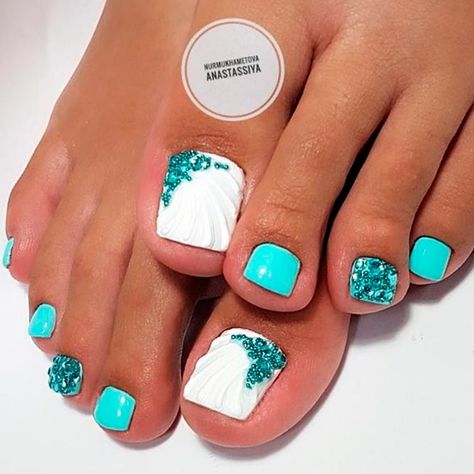 21 Amazing Toe Nail Colors to Choose This Season ❤ Sweet Nail Designs for Toes picture 3 ❤ Your toe nail colors should always keep up with the season. There is no way we will allow you to stay behind and out of the trend! Do not thank us! https://naildesignsjournal.com/toe-nail-colors-amazing-designs/ #naildesignsjournal #nails Toe Nail Art, Toe Nail Designs, Nail Art Designs, Pedicure Designs Toenails, Summer Toe Nails, Feet Nail Design, Toe Nail Color, Toe Nails, Pedicure Designs