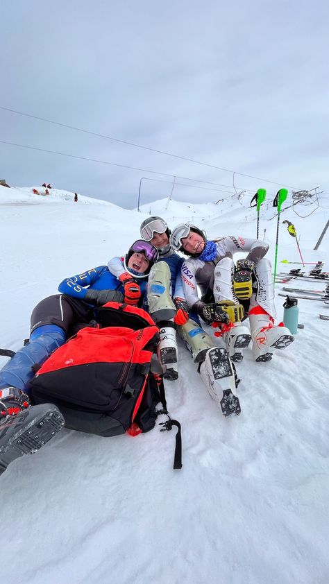 emilykitanov Trips, Bariloche, Winter, Winter Pictures, Winter Photos, Ski Bunnies, Andorra, Ski Aesthetic, Ski Season