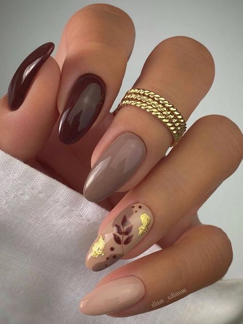 brown shades and leaf design Fall Nail Trends, Fall Nail Designs, Fall Acrylic Nails, Fall Nail Polish, Fall Manicure, Fall Nail Art, Simple Fall Nails, Fall Nail Art Designs, Fall Gel Nails
