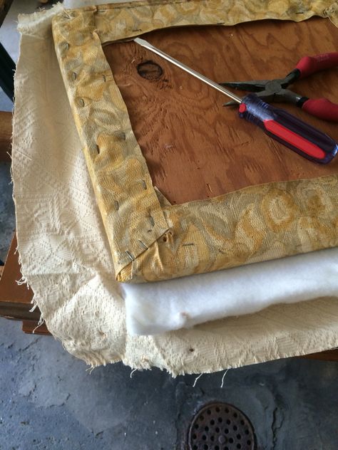 6/12/16- Removing old layers of upholstery and padding. Gross!! Upcycling, Van, Camper, Rv, Ideas, Diy Bench Cushion, Diy Bench Seat, Diy Cushion Bench, Seat Cushions Diy