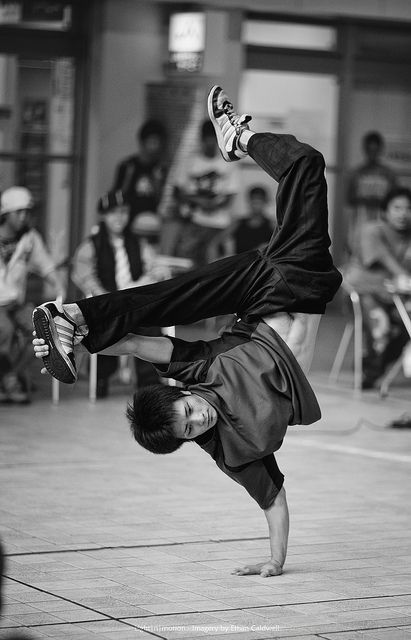 . Breakdance, Street Dance, Dance Photography, Hip Hop, Hip Hop Dance, Hip Hop Dancer, Hiphop Dancer, Dance Hip Hop, Dance Poses