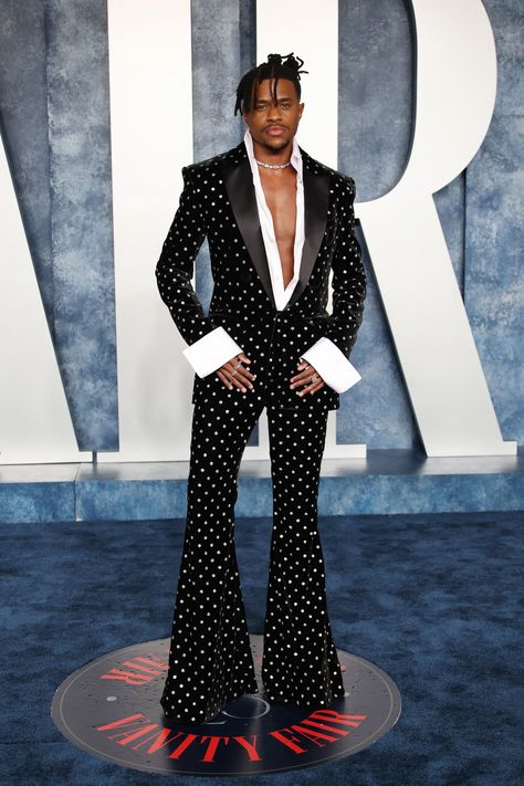 Jeremy Pope at the 2023 Vanity Fair Oscars Party Outfits, Style, Black Suit Men, Gay Prom, Prom Outfits, Moda Hombre, Best Dressed Man, Moda, Hart
