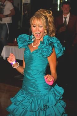 my god, THE RUFFLES Prom, 1980s Prom Dress, 80s Prom Dress Costume, 80s Prom Dress, 80s Prom Party, Prom Queens, Queen Costume, Retro Prom Dress, 1980s Prom