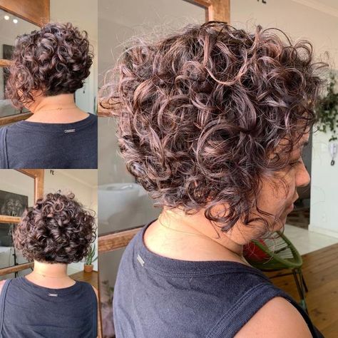 Curly Angled Bobs, Curly Stacked Bobs, Curly Inverted Bob, Perm On Short Hair, Stacked Bob Hairstyles, Thin Curly Hair, Medium Curly Haircuts, Haircuts For Curly Hair, Bob Haircut Curly